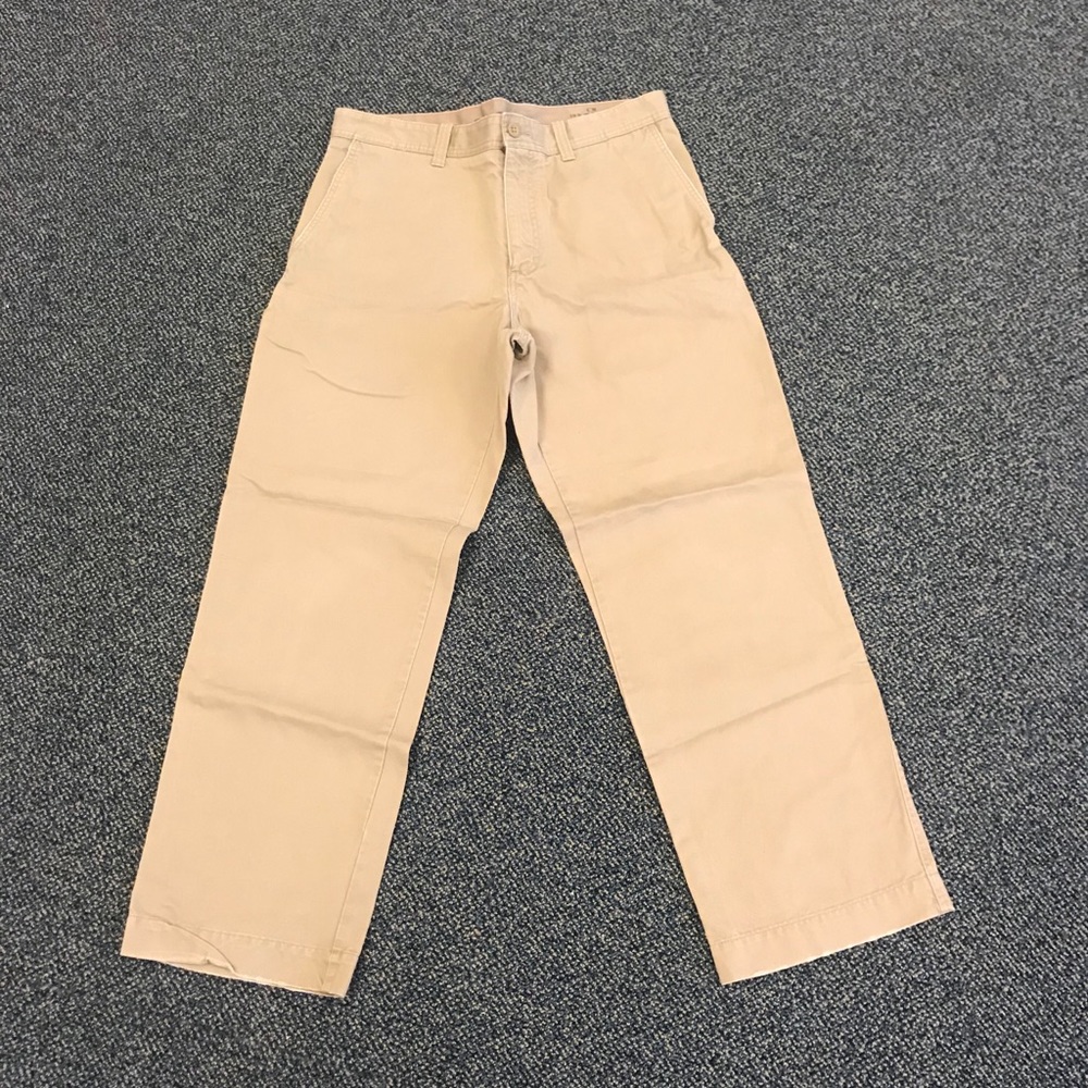 Men Eddie Bauer khakis 33 x 30